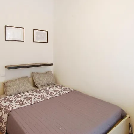 3 Bedroom Amazing In Apartment *