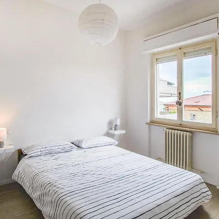 3 Bedroom Stunning In 아파트 *