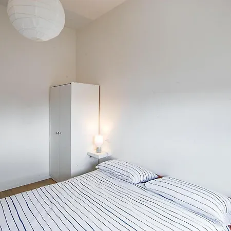 3 Bedroom Stunning In 아파트 시비타노바 마르셰