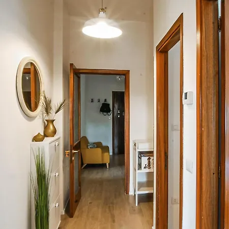 In アパート チヴィタノーヴァ・マルケ